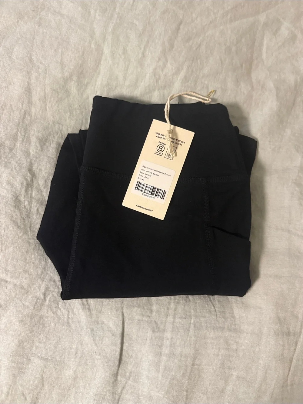Mate the label organic stretch midi legging with pockets black - Picture 2 of 4